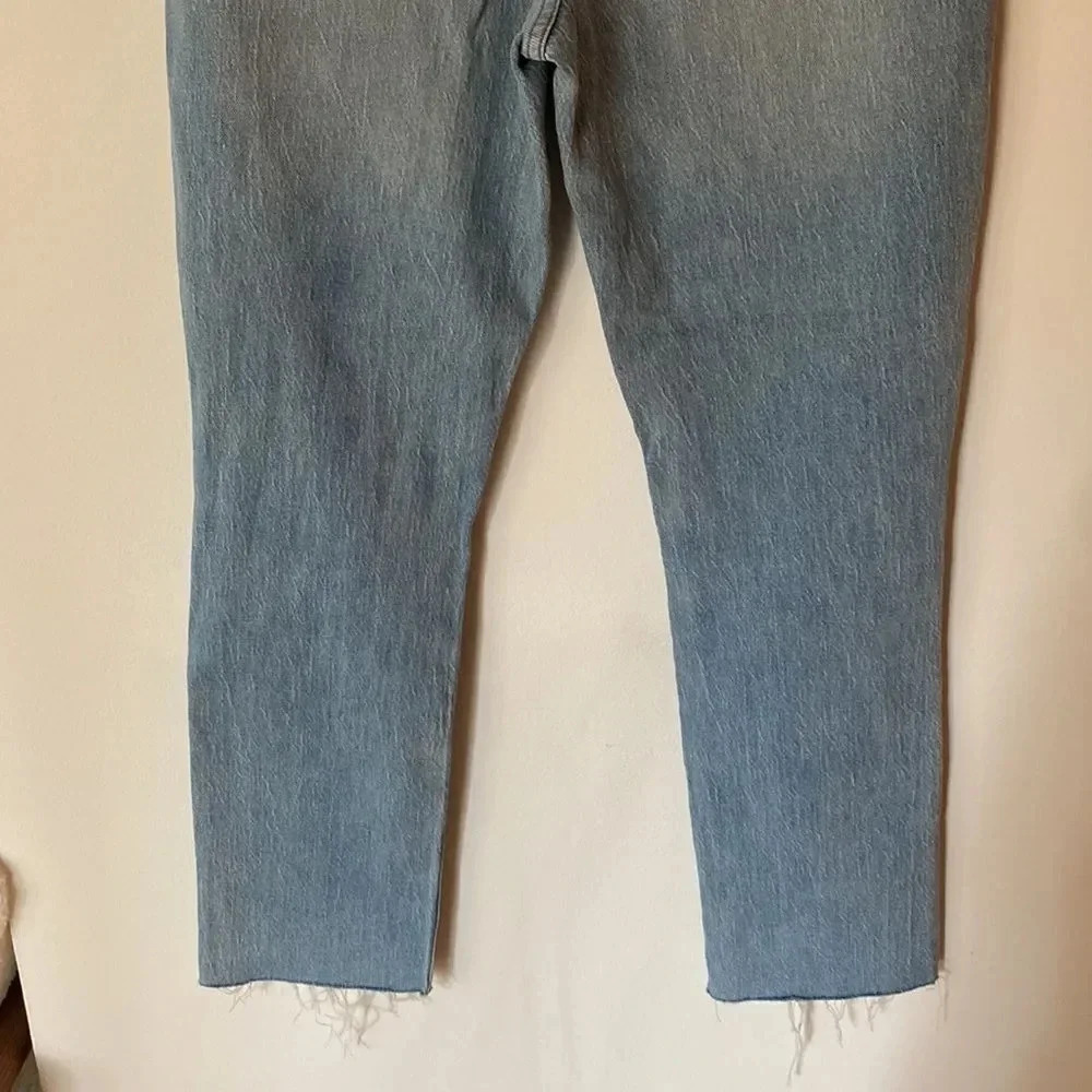 Madewell The High-Rise Slim Boyjean Light Wash Rip Knee Edition Size 25 - Picture 12 of 15